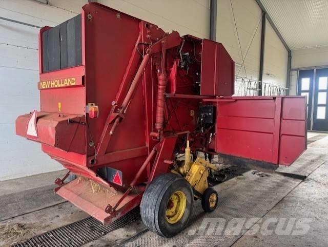New Holland 654 Rotoempacadoras