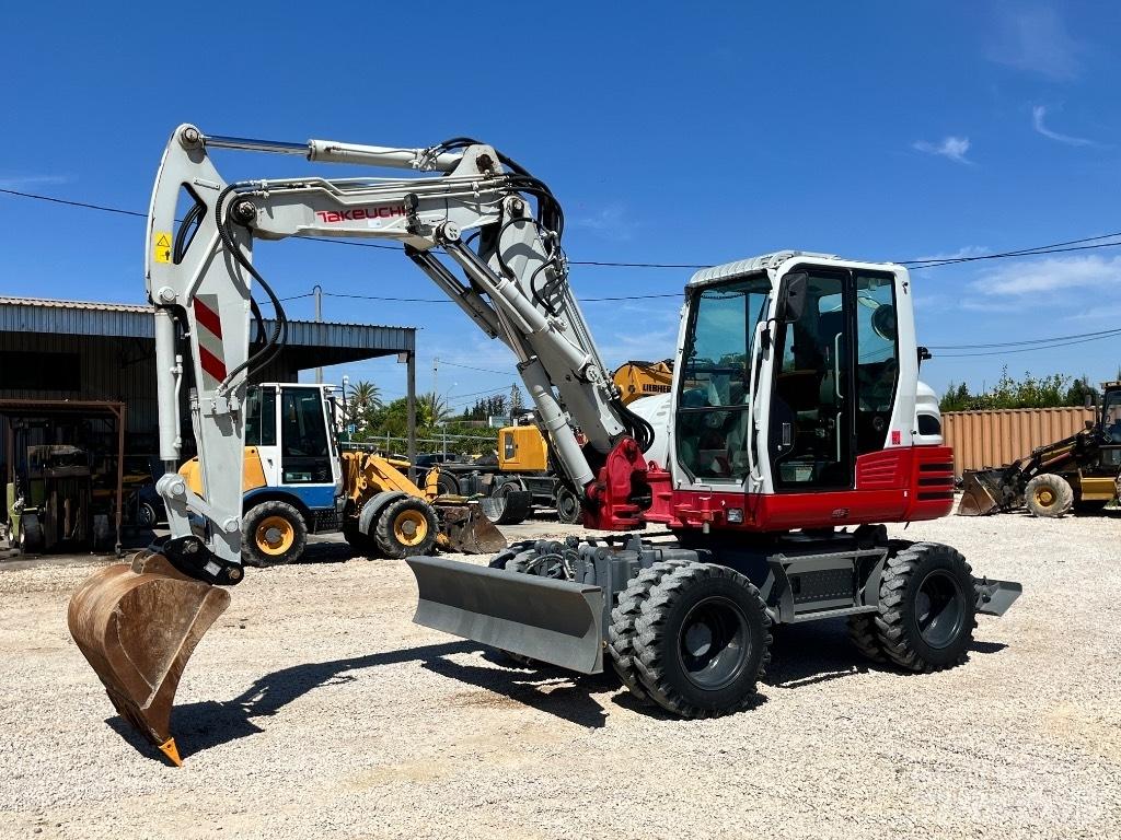 Takeuchi TB 295 Excavadoras de ruedas
