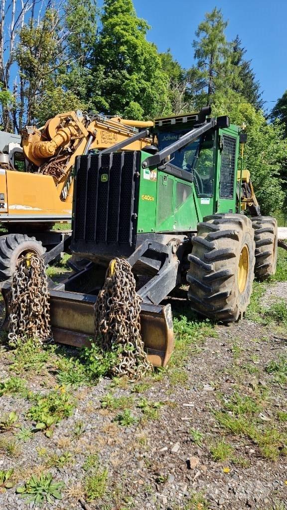 John Deere 640 G III Arrastrador de troncos