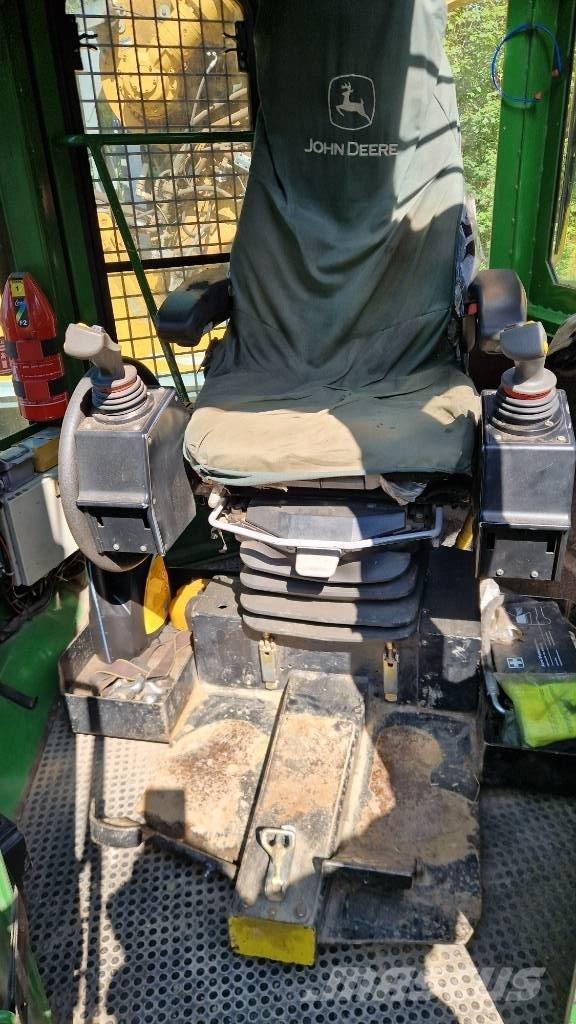 John Deere 640 G III Arrastrador de troncos