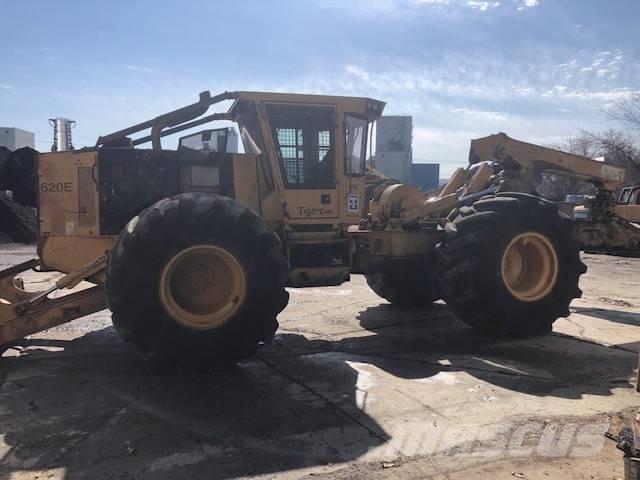 Tigercat 620 Arrastrador de troncos