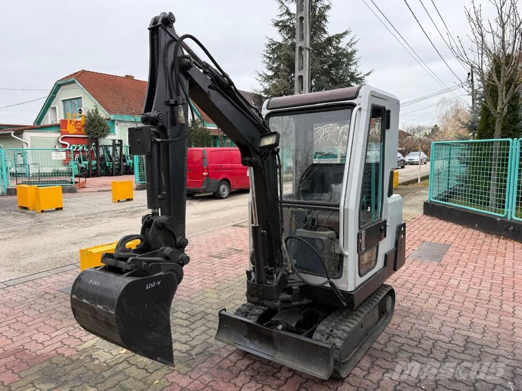 IHI IS-14G3   V-3466 Retrocargadoras