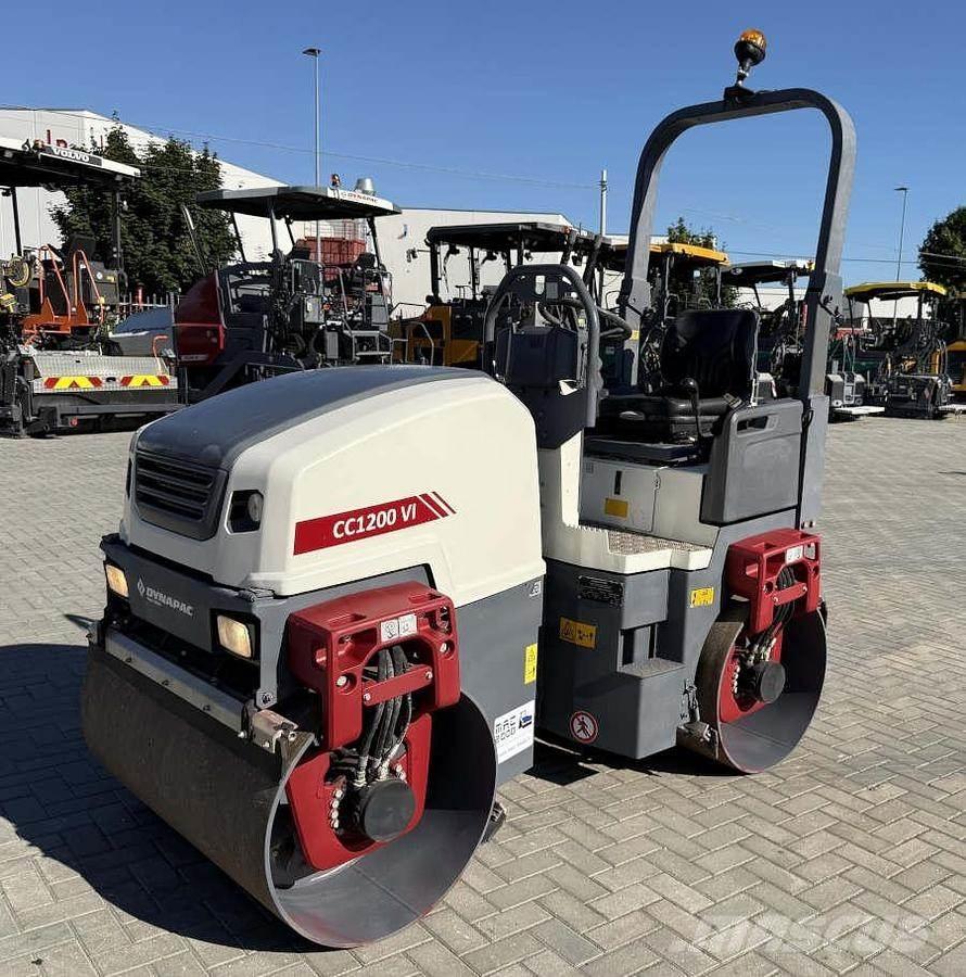 Dynapac CC 1200 VI Rodillos de doble tambor