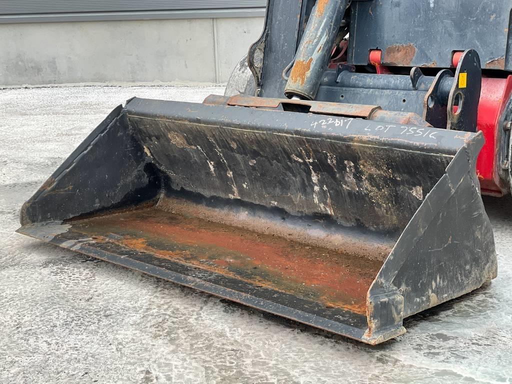 JCB R260 Minicargadoras