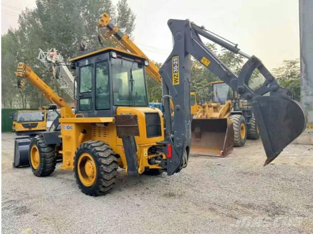 XCMG WZ 30-25 Retrocargadoras