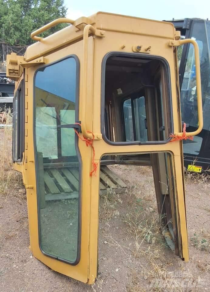 CAT D 8 R Buldozer sobre oruga