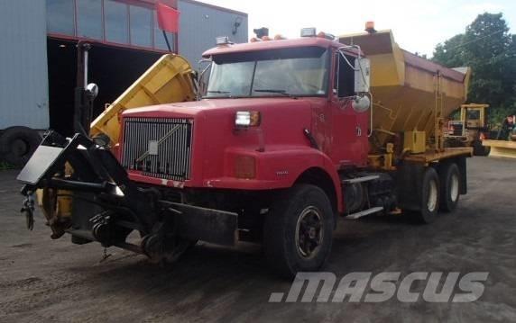 Volvo WG Láminas y cuñas quitanieves