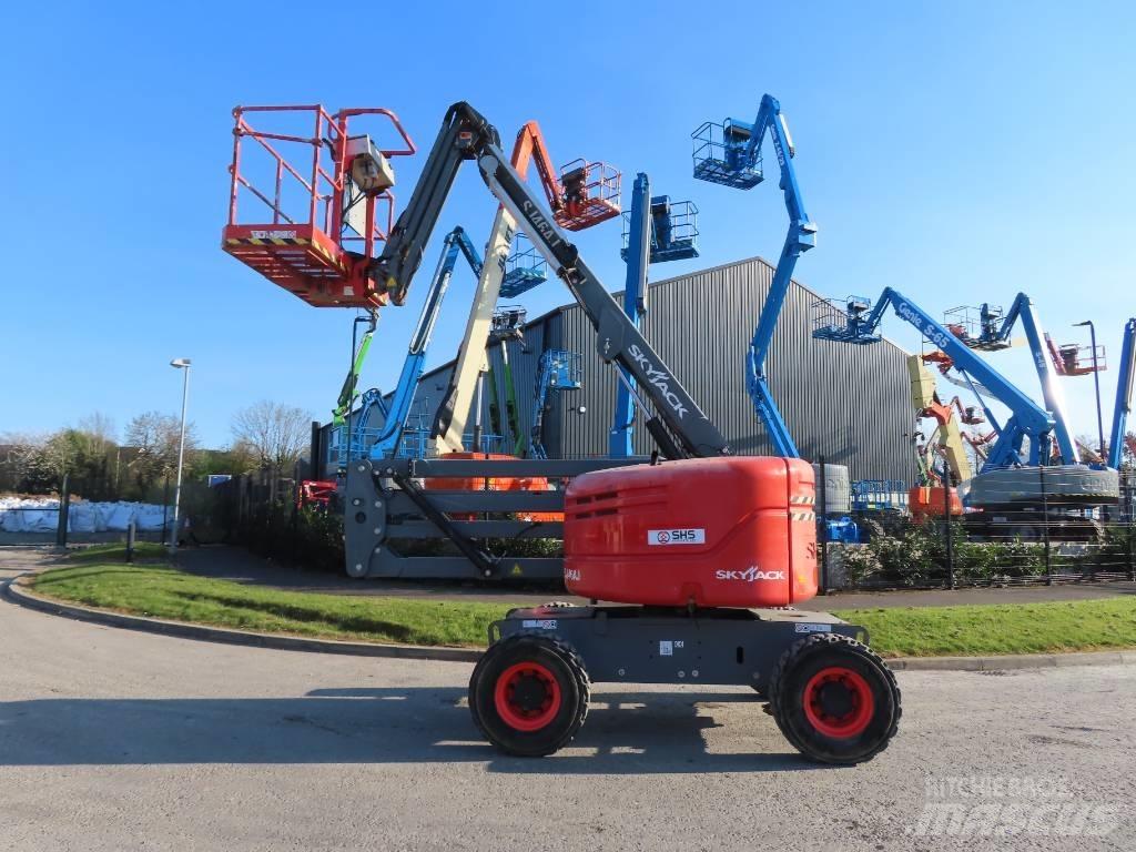SkyJack SJ 46 AJ Plataforma de trabajo articulada