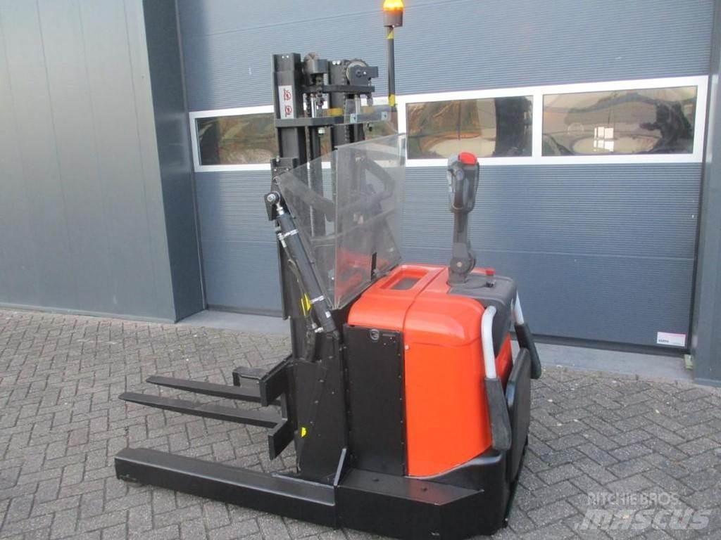 BT SPE 120 XRD Manipulador de contenedores