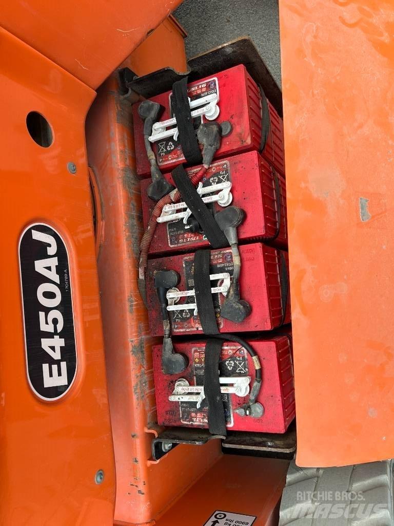 JLG E 450 AJ Plataforma de trabajo articulada