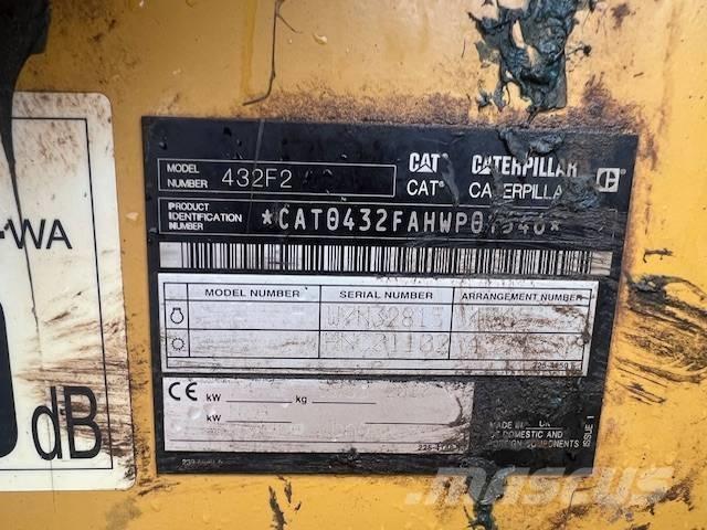 CAT 432 F Retrocargadoras