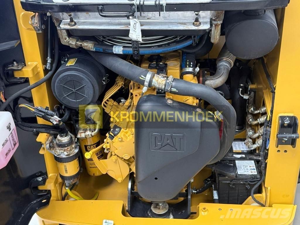 CAT 216 B3 Minicargadoras