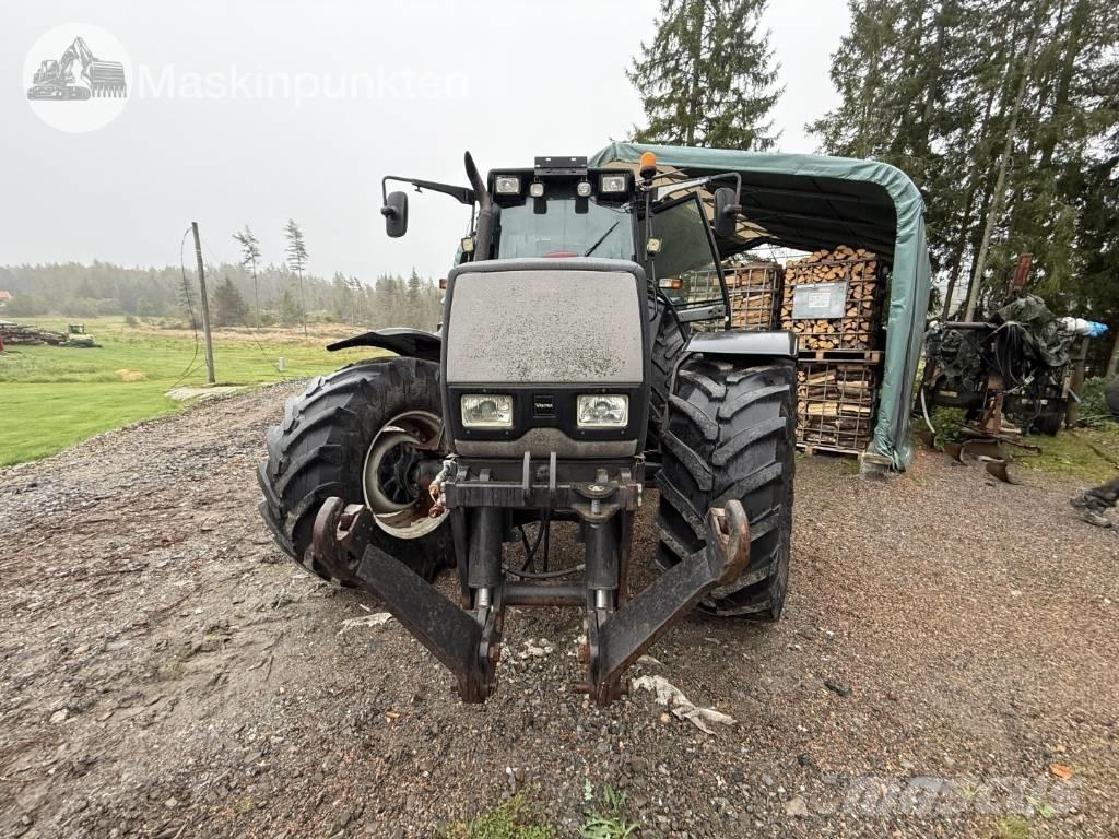 Valtra 8350 Tractores