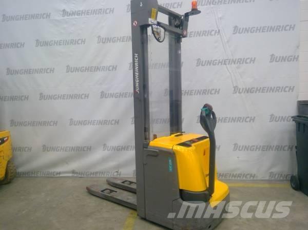 Jungheinrich EJC 220 Apiladores eléctricos