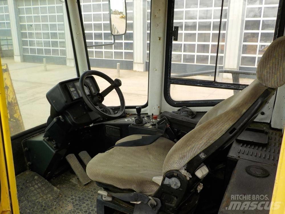 Bomag BC 671 RB Compactadoras de residuos