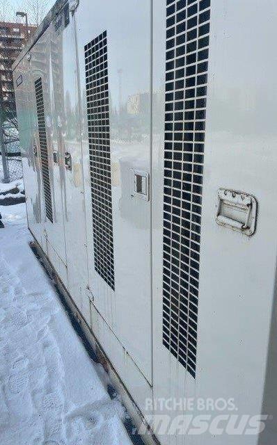 CAT XQ350, 600 Volt Generadores diesel