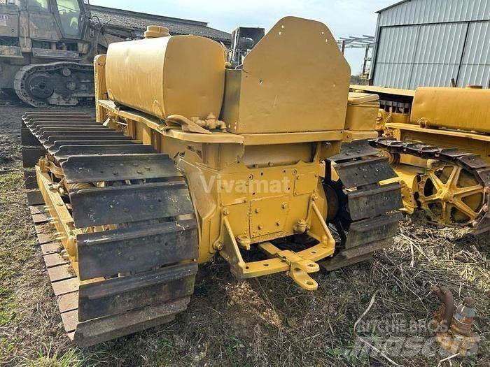 CAT D4 - Buldozer sobre oruga