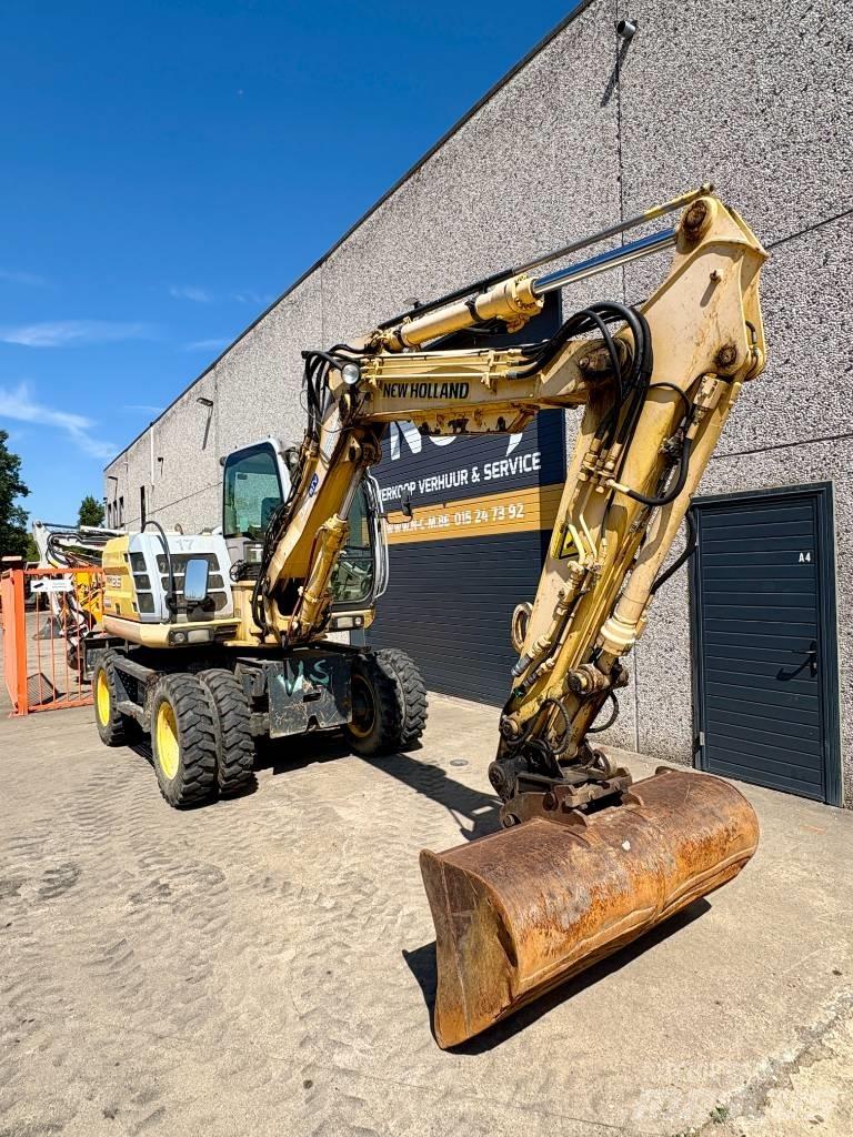 New Holland MH 2.6 Excavadoras de ruedas