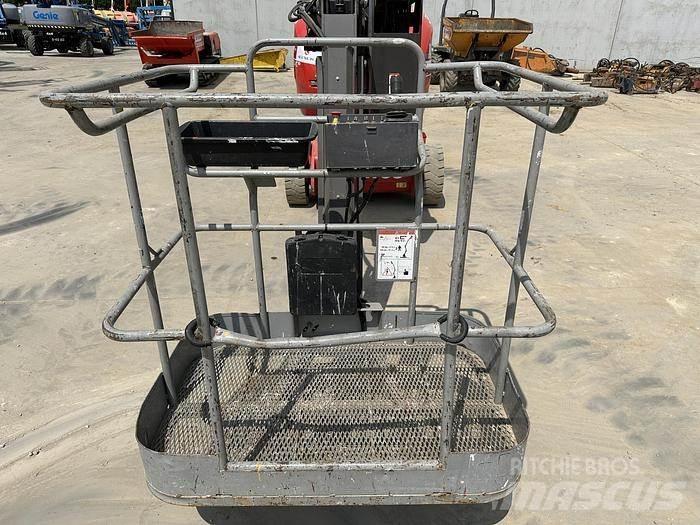 Manitou 150AETJ-C Plataforma de trabajo articulada