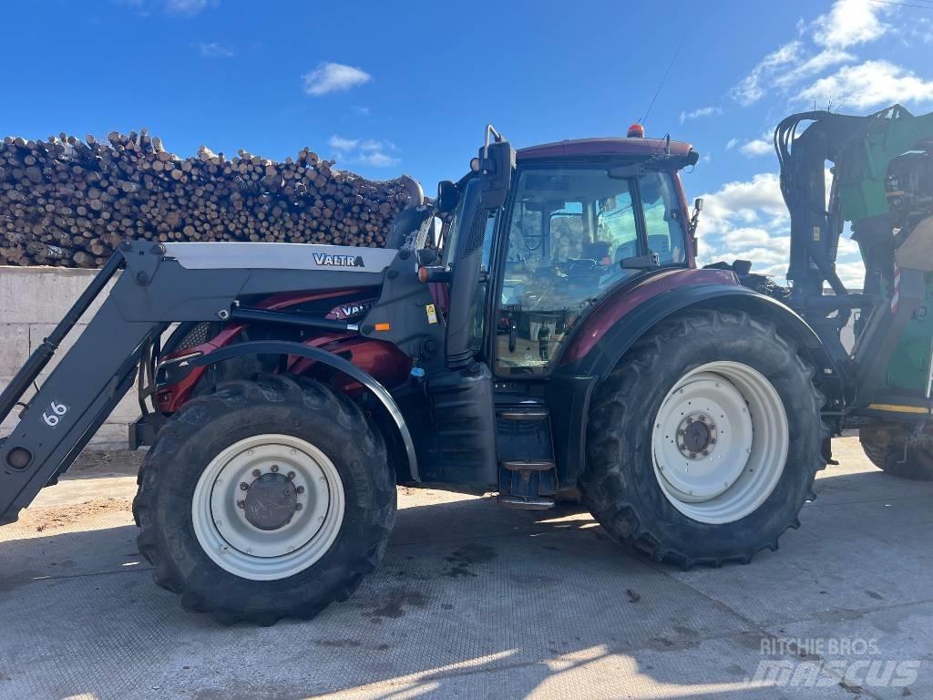 Valtra 234H Arrastrador de troncos