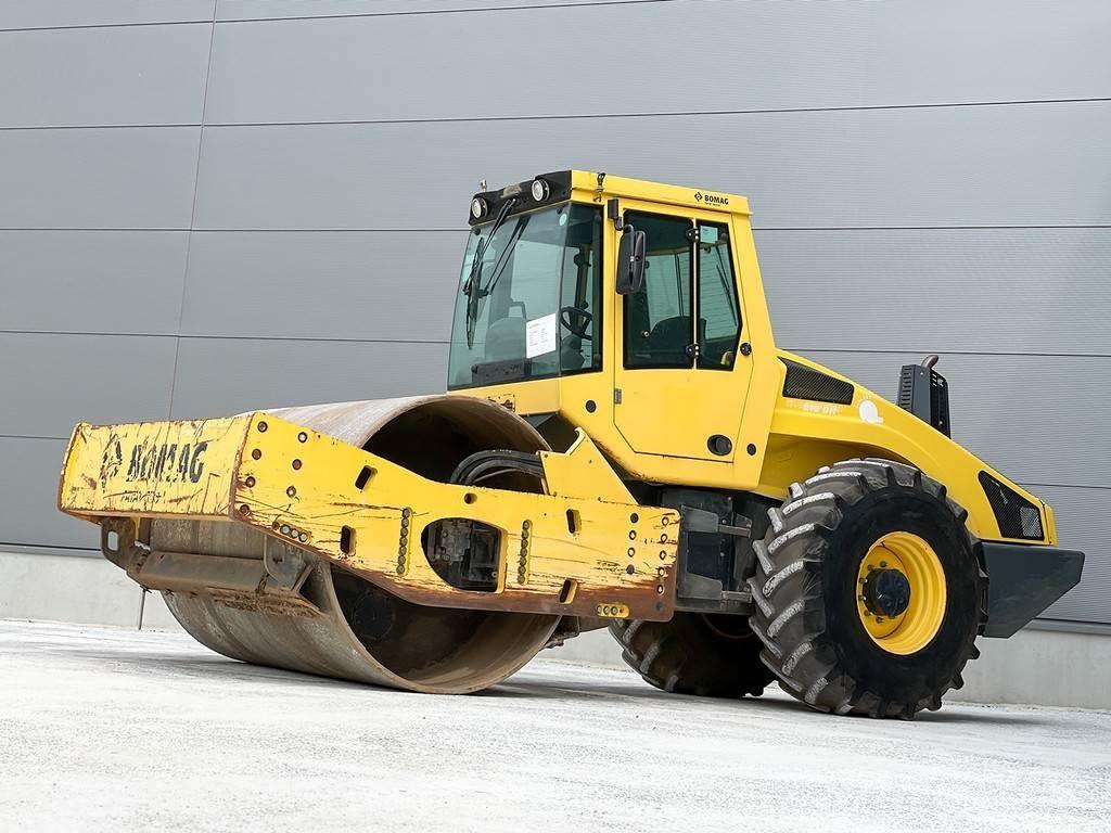 Bomag BW 216 DH-4i Rodillos de un solo tambor