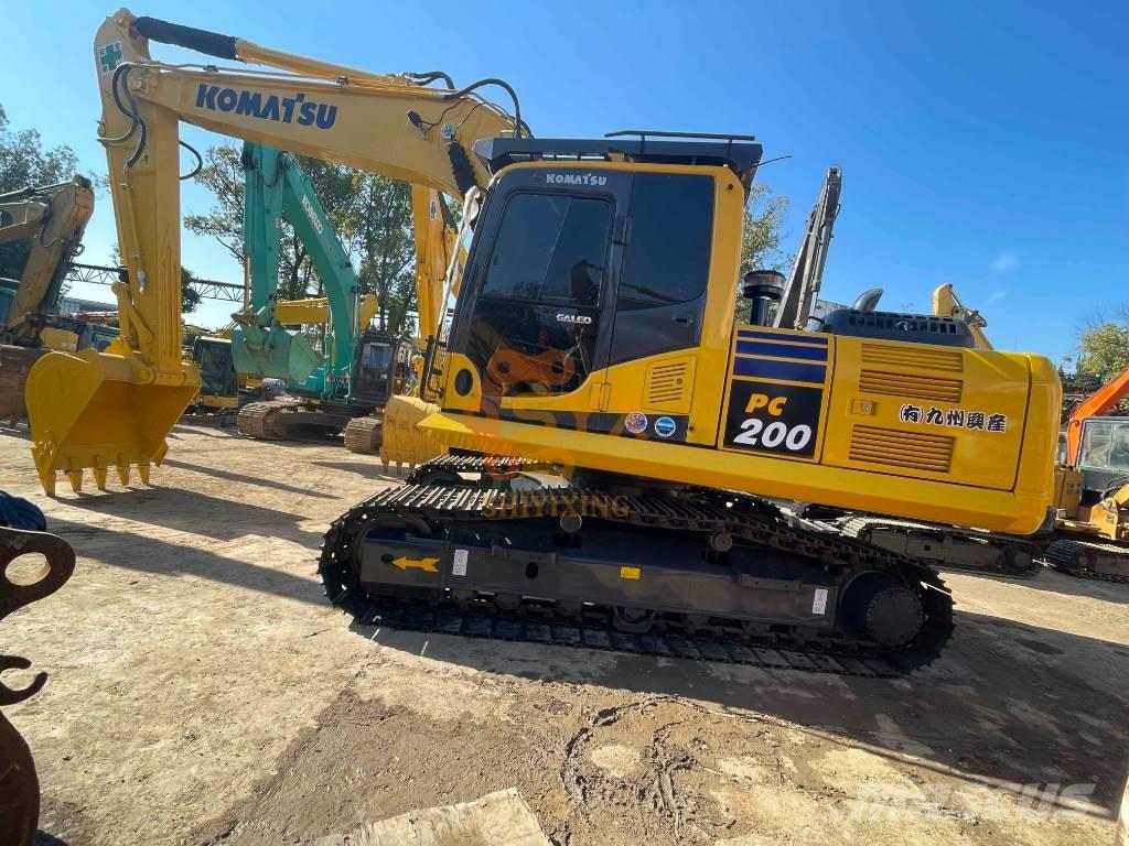Komatsu PC 200-8 Excavadoras de cadenas