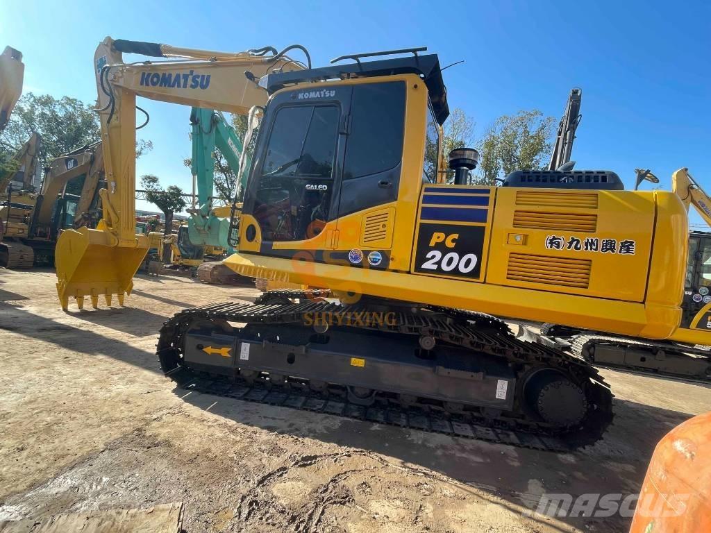 Komatsu PC 200-8 Excavadoras de cadenas