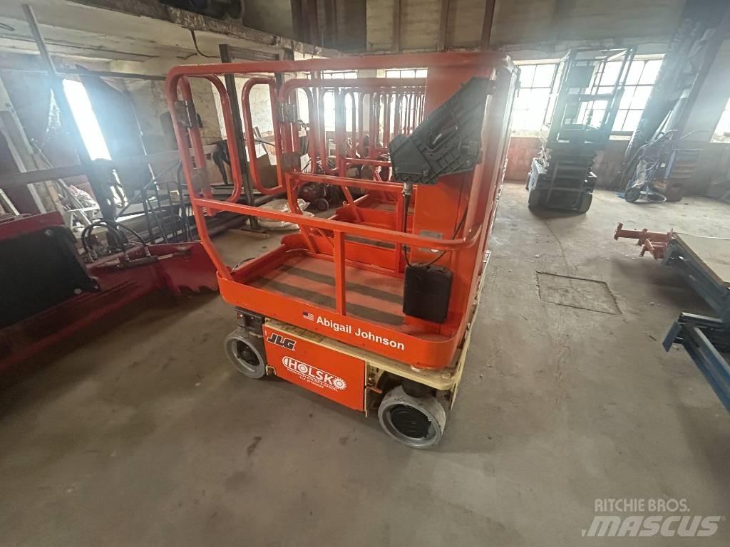JLG 1230 ES Ascensores de personal y montacargas de acceso