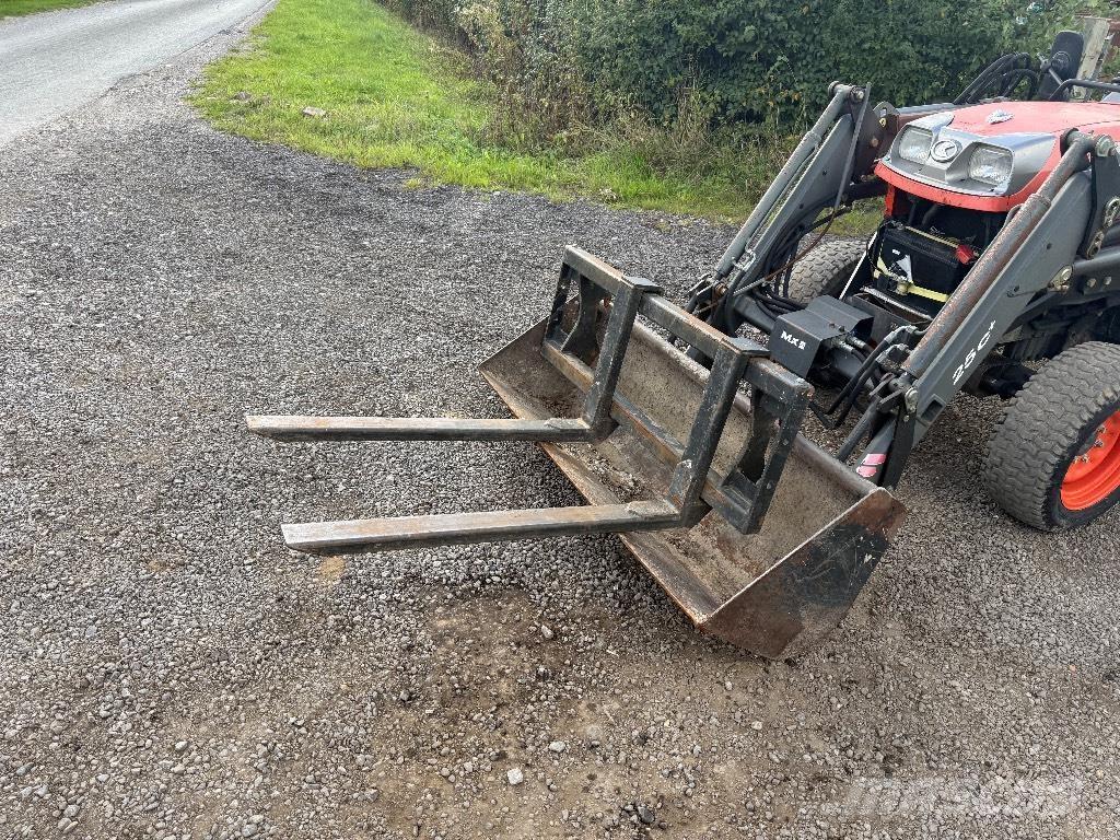 Kubota STV 36 Tractores compactos