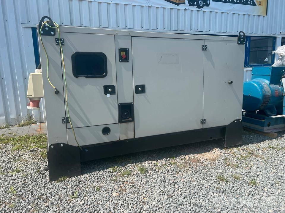 Fogo Iveco 100 KVA Generadores diesel