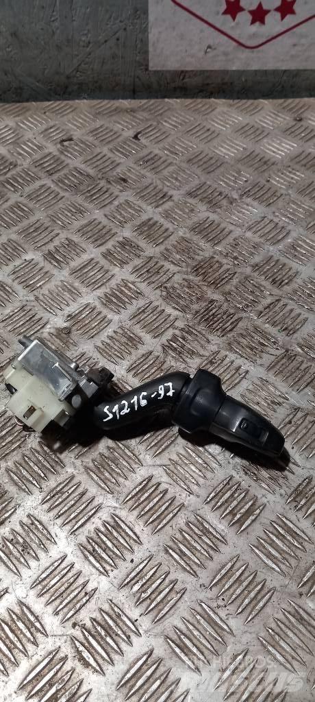 Scania R 440    1858199 Cabinas e interior