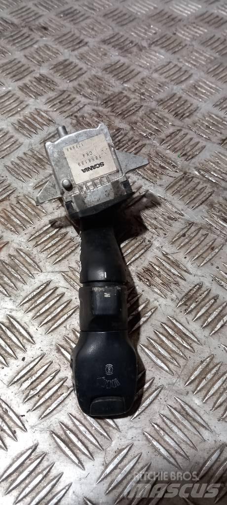 Scania R 440    1858199 Cabinas e interior