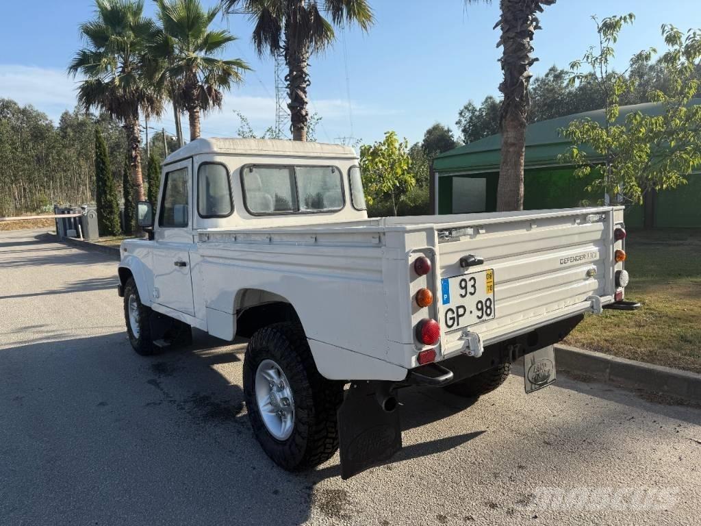 Land Rover Defender Furgonetas caja abierta