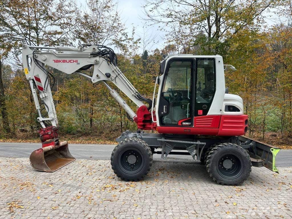 Takeuchi TB 295 W Excavadoras de ruedas