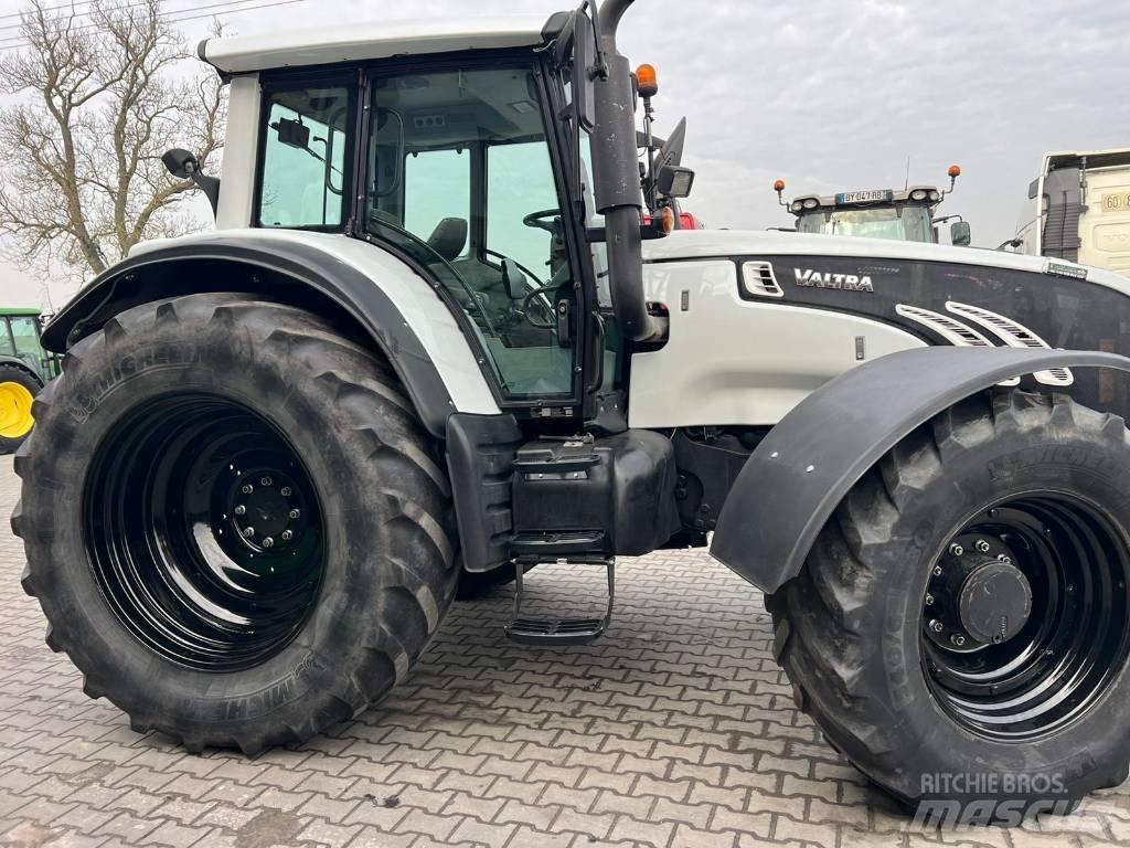Valtra T 202 Versu Tractores