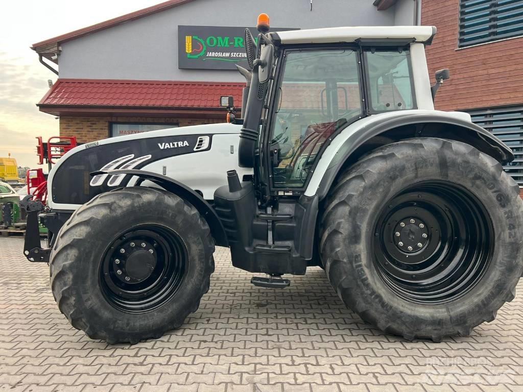 Valtra T 202 Versu Tractores
