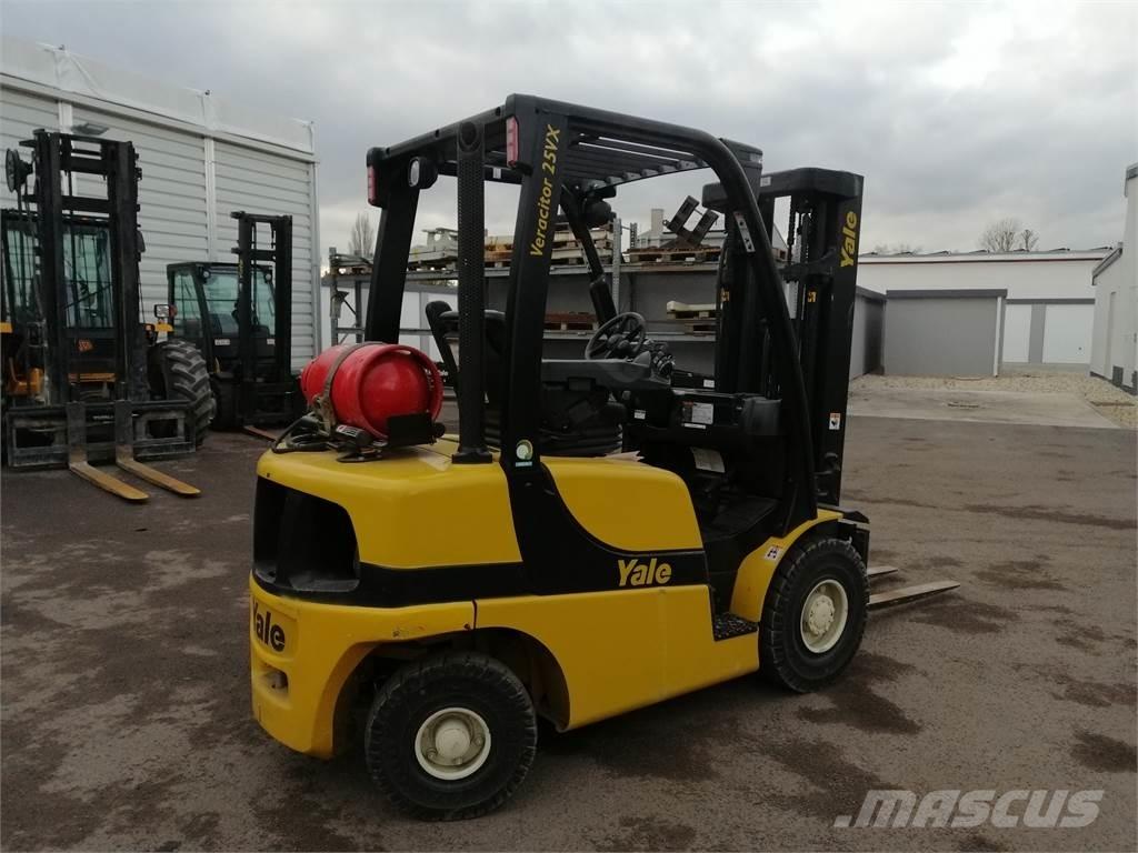 Yale GLP25VX-V Carretillas LPG