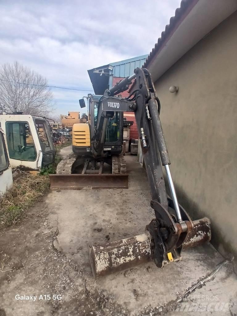 Volvo ECR 48 C Mini excavadoras < 7t