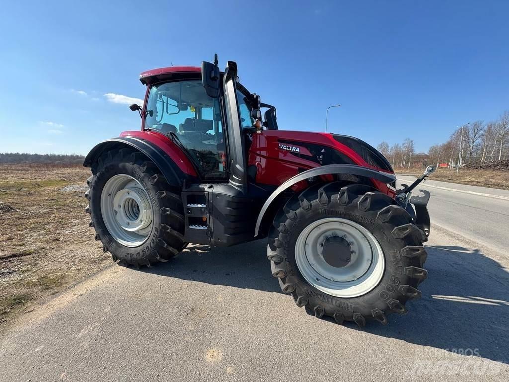 Valtra T255V Tractores