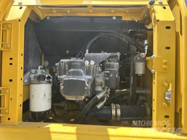 Komatsu PC 240-8 Excavadoras de cadenas