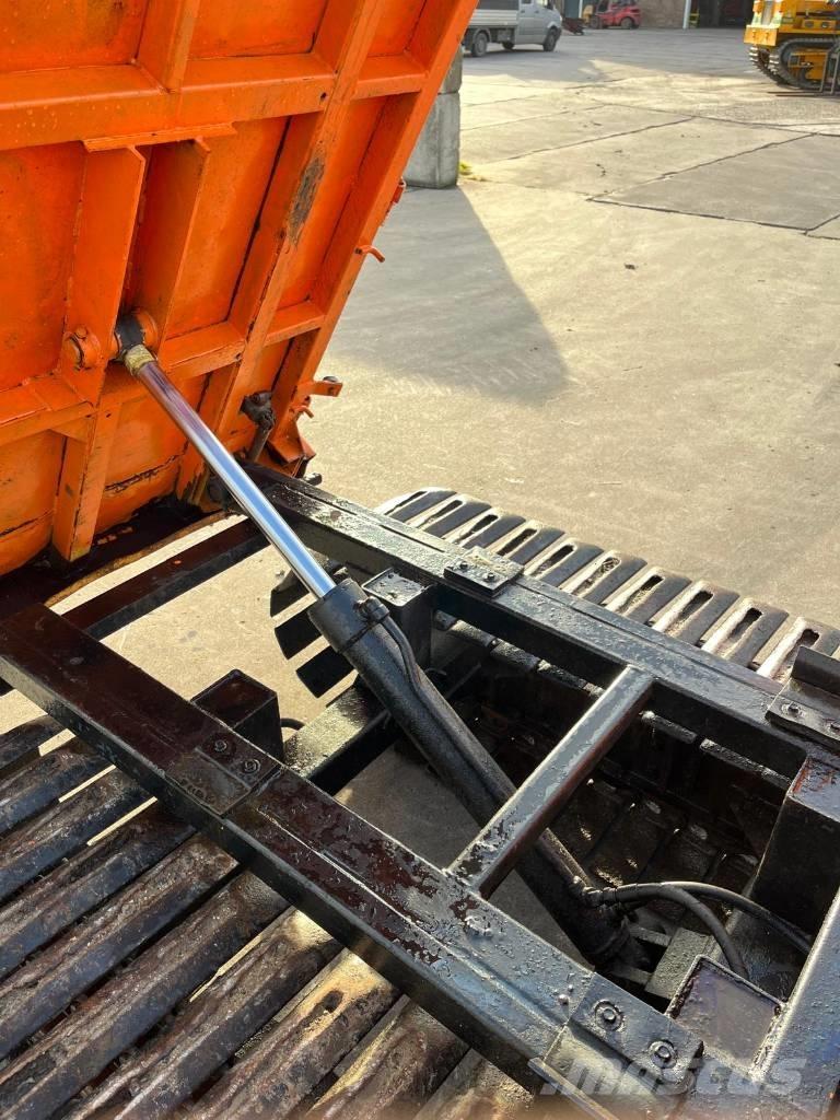 Kubota RC 30 Dúmpers sobre orugas