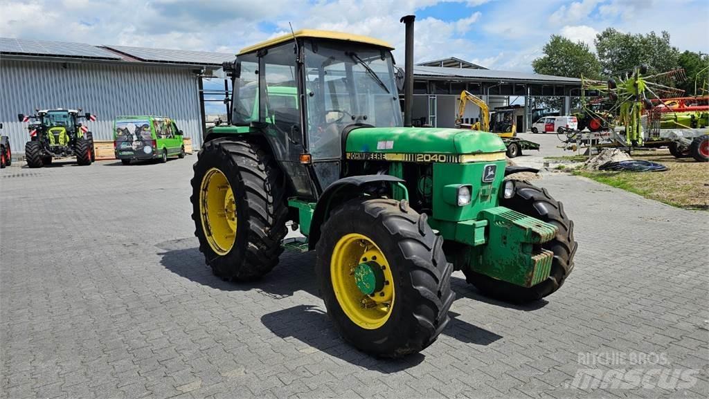 John Deere 2040A Tractores