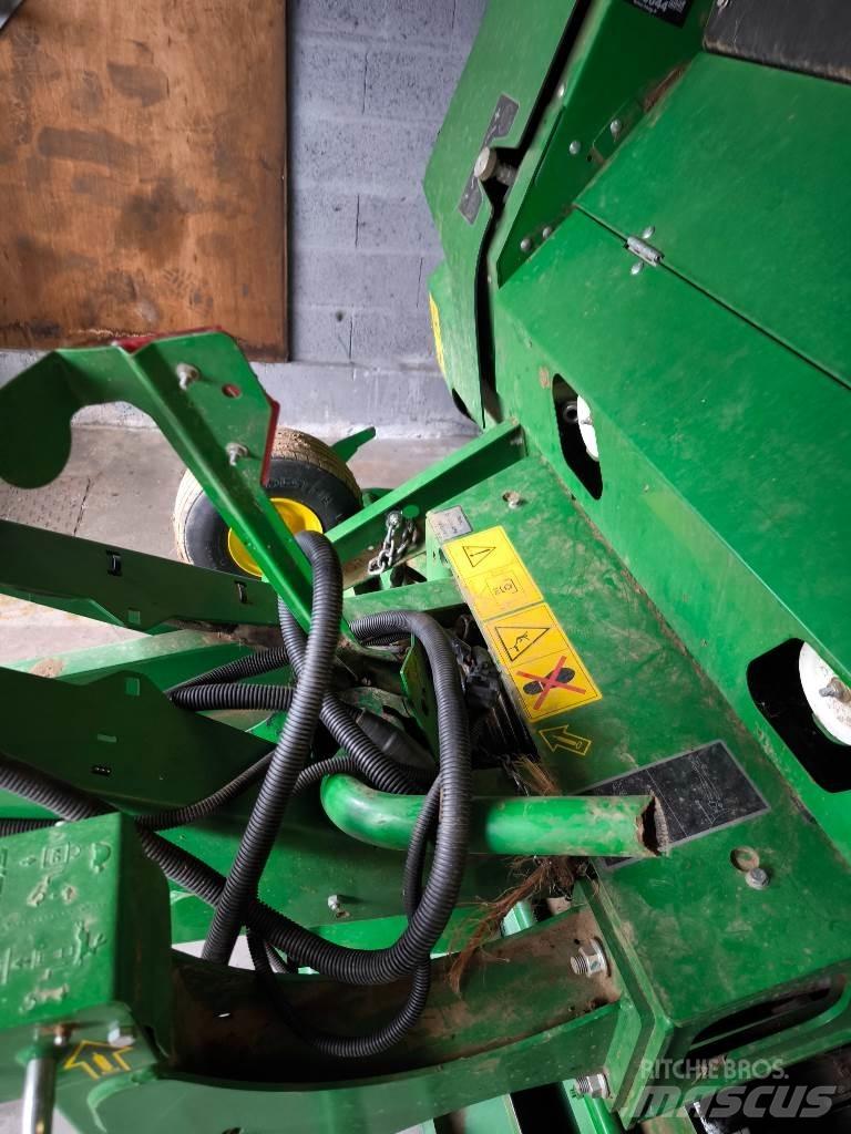 John Deere V461M Rotoempacadoras