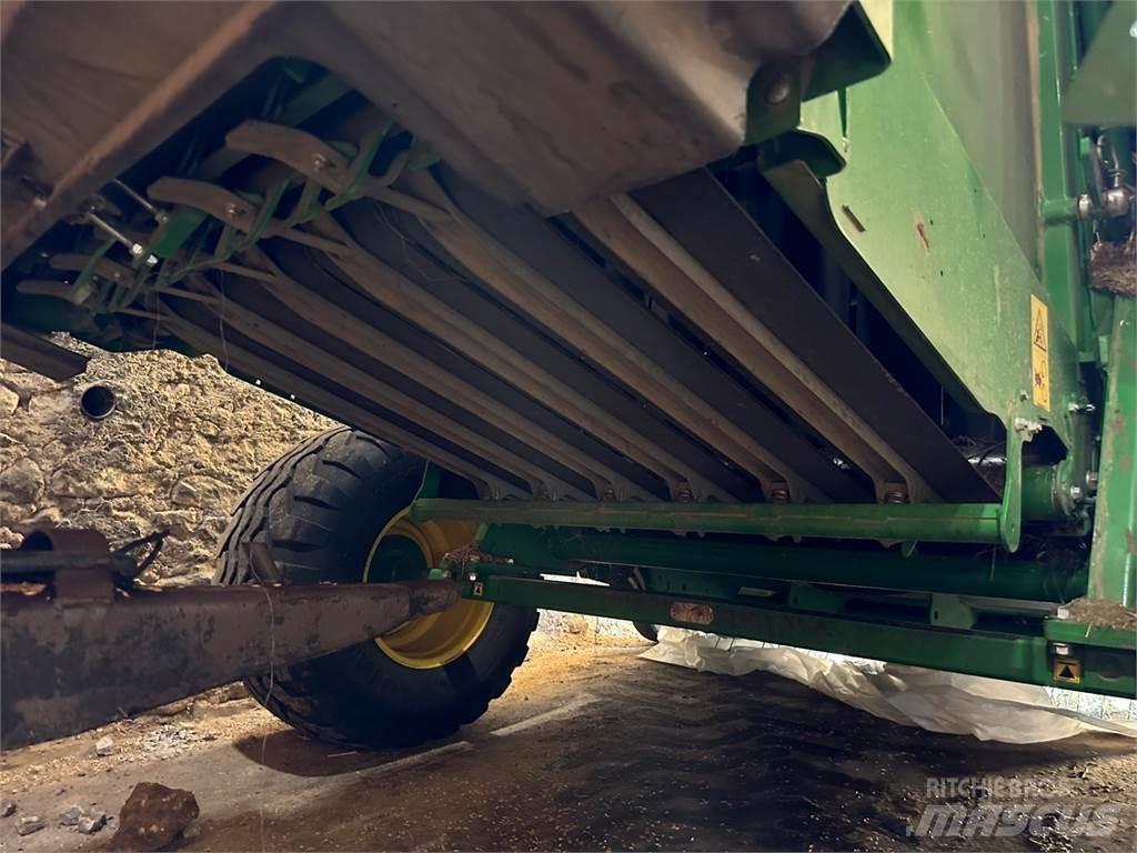 John Deere V461M Rotoempacadoras