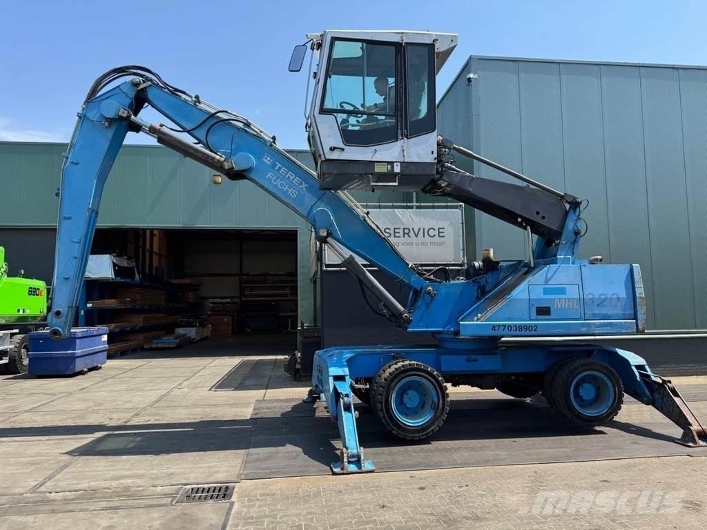 Fuchs MHL 320 Excavadoras de manutención