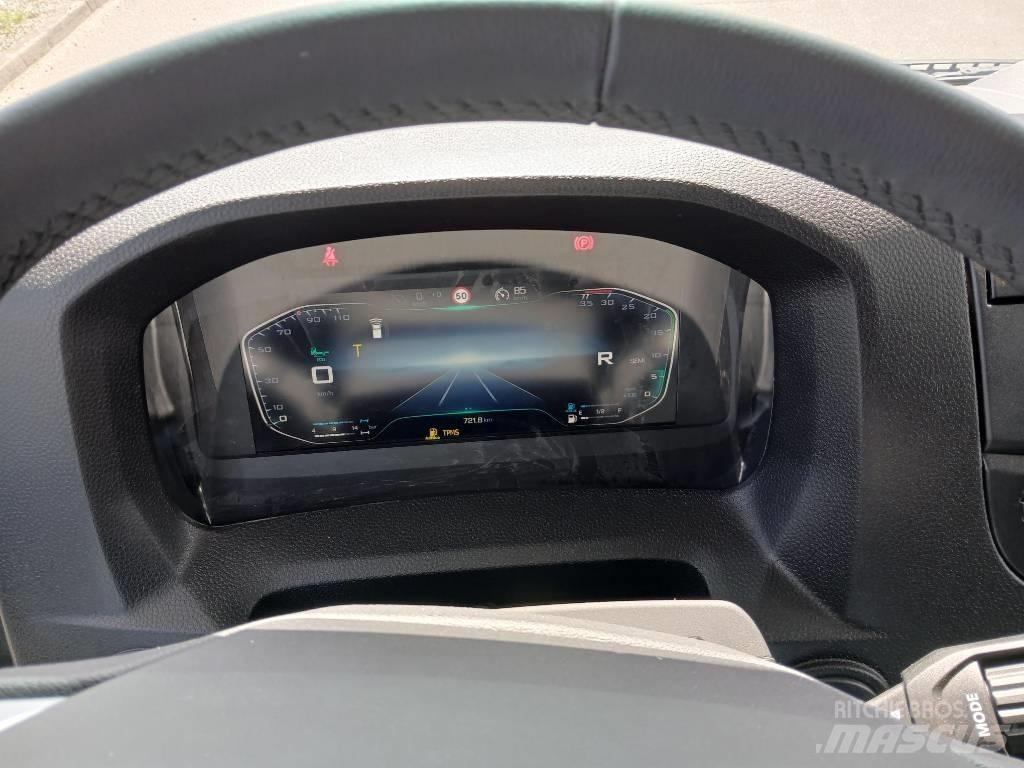 Iveco Eurocargo Camiones caja cerrada
