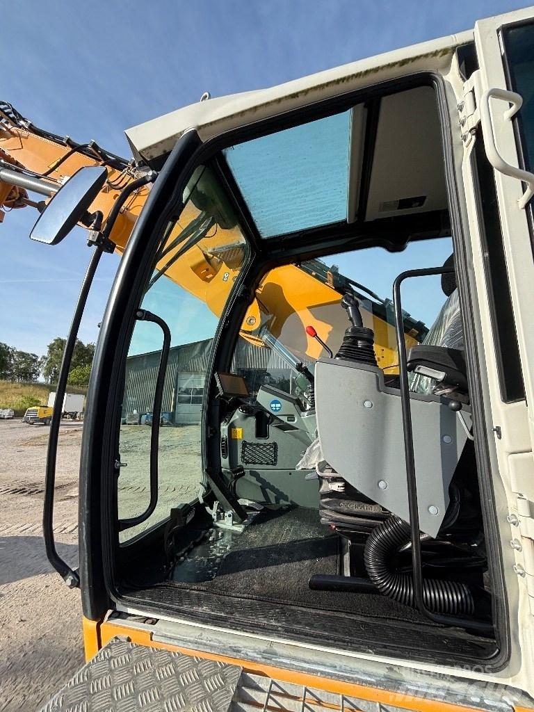 Liebherr LH 22 Excavadoras de manutención
