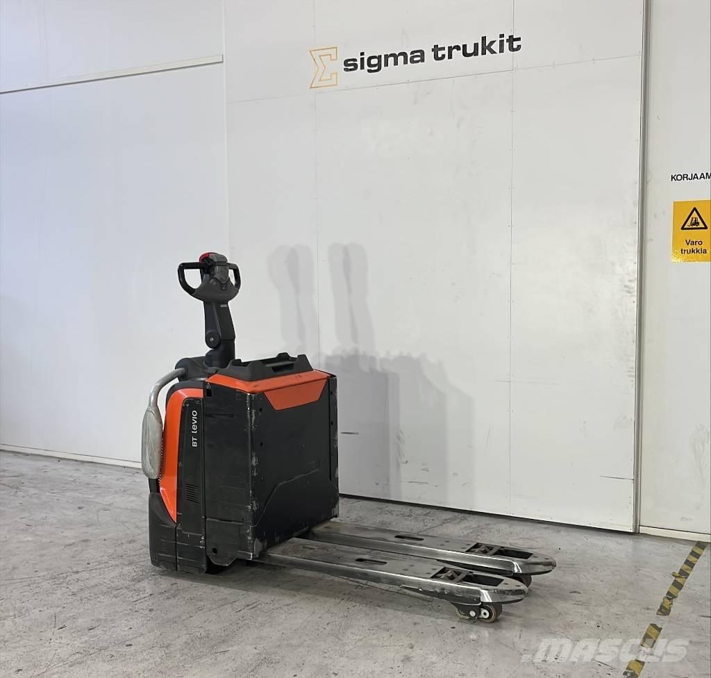 Toyota BT LPE 200 Transpaletas Eléctricas con plataforma