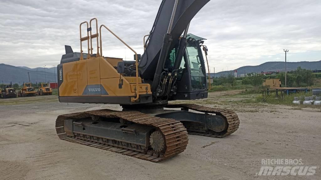 Volvo EC 250 EL Excavadoras de cadenas