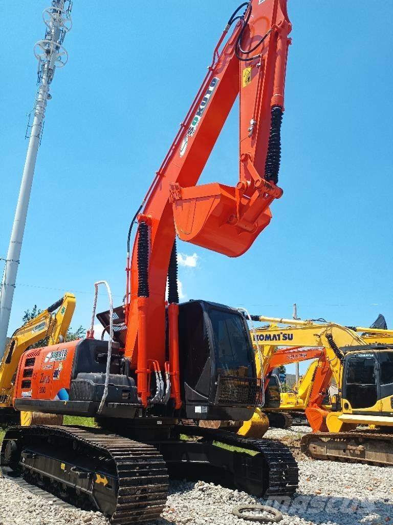 Hitachi ZX 200 Excavadoras de cadenas